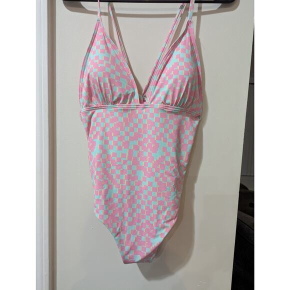 VERO MODA NWT One-Piece Swimsuit | Limpet Shell AOP Tira, Size M, NWT - Picture 3 of 8